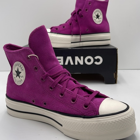 Converse WMNS CTAS LIFT HI
QUANTUM VIOLET/EGRET/BLACK A11143C Platforms Sneakers - Picture 14 of 16